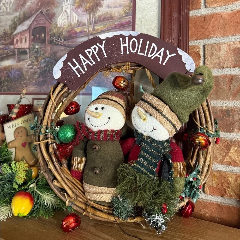 Handmade Vintage 1999 Festive Snowman Holiday Wreath - Green and Red